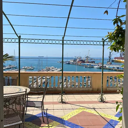 Apartment La Terrazza Sul Porto *