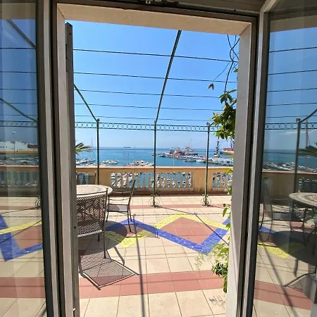 Apartment La Terrazza Sul Porto